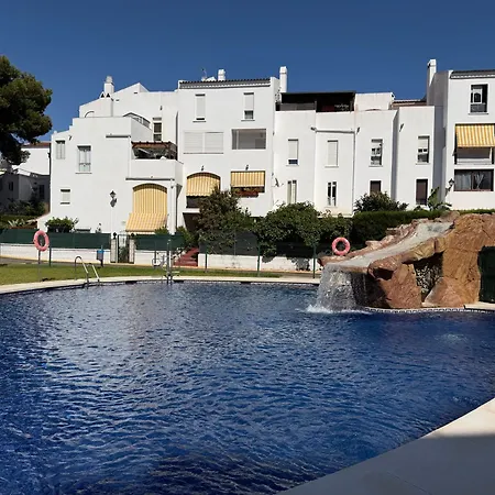 Casa Familiar Con Piscina Elviria Apartamento